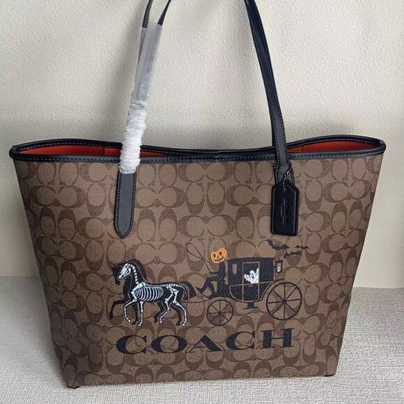 Coach City Tote In Signature Canvas With Halloween - Picture 1 of 9
